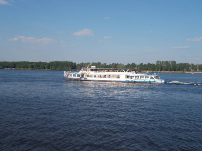 Река Волга, вид с Волжской набережной