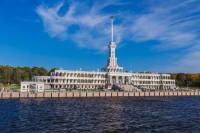 Прогулка в парке Дружба